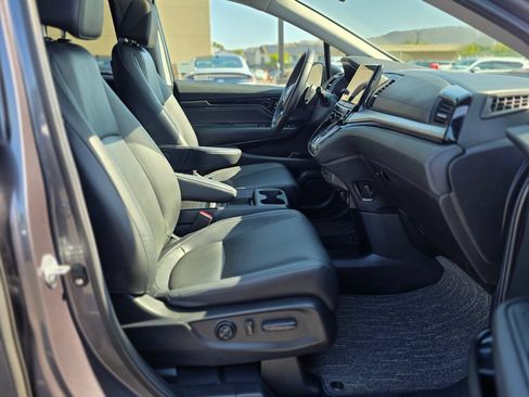 Used 2024 Honda Odyssey Touring image 10
