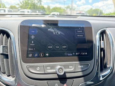 Used 2023 Chevrolet Equinox RS FWD image 16