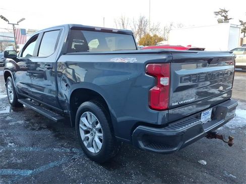 Used 2021 Chevrolet Silverado 1500 Custom w/ Safety Confidence Package image 4
