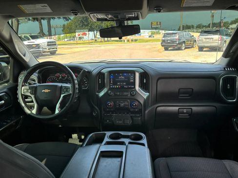 Used 2021 Chevrolet Silverado 1500 LT w/ All Star Edition Plus AWD/4WD image 18