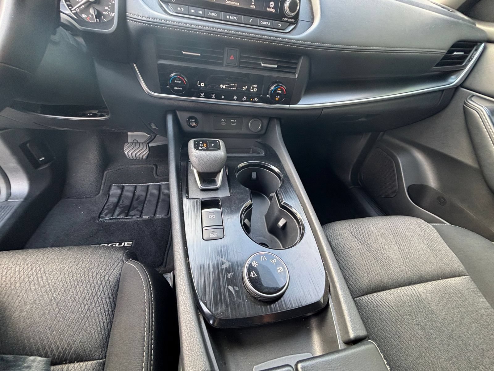 Used 2025 Nissan Rogue SV AWD/4WD image 37