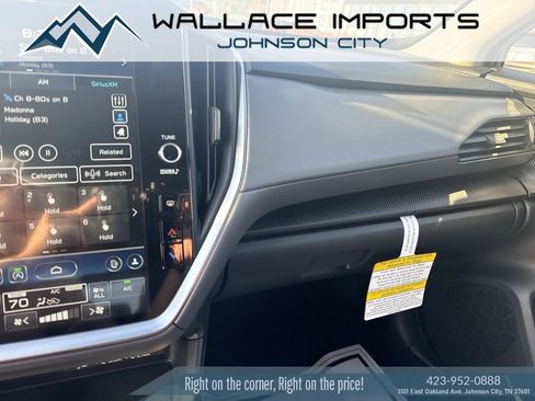 Used 2025 Subaru Crosstrek 2.0i Premium image 13