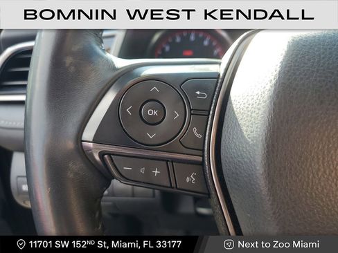 Used 2022 Toyota Camry XSE image 28