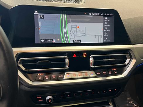 Used 2022 BMW 330i xDrive Sedan w/ Driving Assistance Package image 26