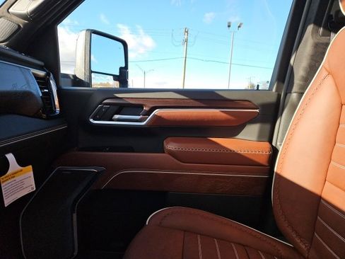 New 2026 GMC Sierra 3500 Denali Ultimate image 43