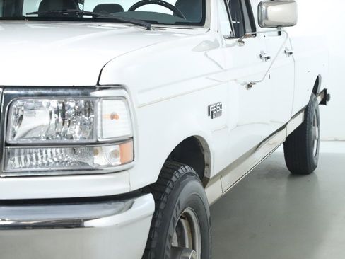 Used 1995 Ford F350 XL image 3