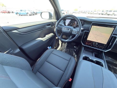 New 2026 GMC Acadia AT4 AWD/4WD image 20