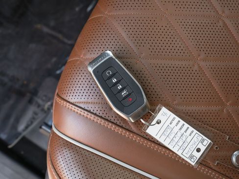 Used 2025 INFINITI QX60 Autograph w/ Cargo Package image 44