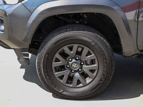 Used 2023 Toyota Tacoma SR5 w/ Black Out Package (TMS) image 9