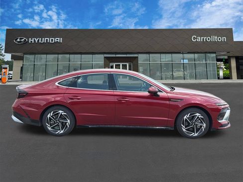 New 2026 Hyundai Sonata SEL FWD image 5