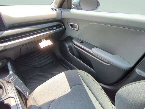 New 2026 Kia K4 FWD image 13