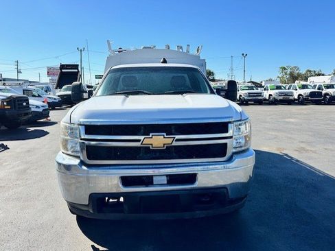 Used 2012 Chevrolet Silverado 3500 W/T image 3