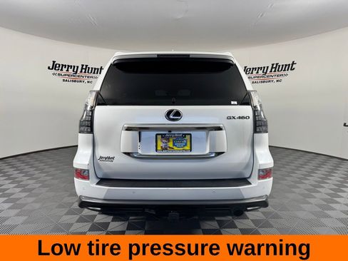 Used 2023 Lexus GX 460 Premium image 8
