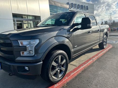 Used 2016 Ford F150 Lariat w/ Equipment Group 502A Luxury AWD/4WD image 8