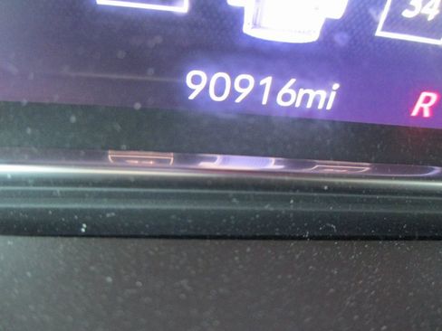 Used 2019 GMC Sierra 1500 Denali w/ Driver Alert Package II image 32