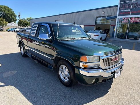 Used 2006 GMC Sierra 1500 SLT w/ Onstar Plus Package RWD image 2