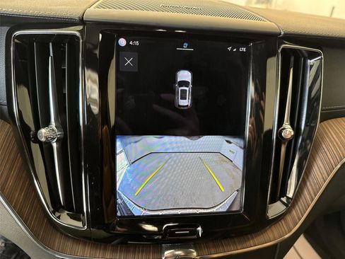 Used 2022 Volvo XC60 B6 Inscription w/ Advanced Package image 23