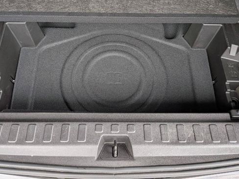 Used 2023 Chevrolet Equinox LS w/ Driver Confidence II Package AWD/4WD image 11