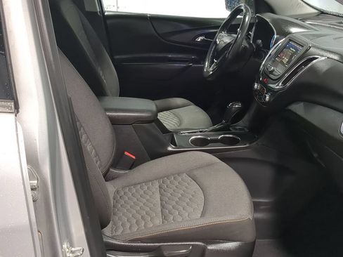 Used 2019 Chevrolet Equinox LT w/ Driver Convenience Package AWD/4WD image 27
