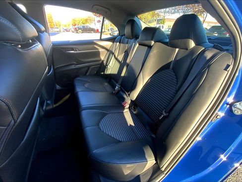 Used 2023 Toyota Camry SE image 30