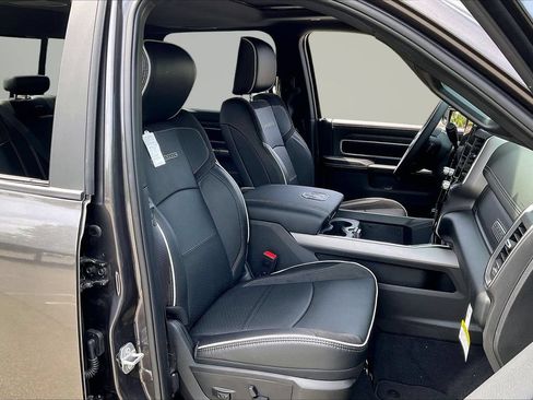 New 2026 RAM 2500 Laramie AWD/4WD image 45