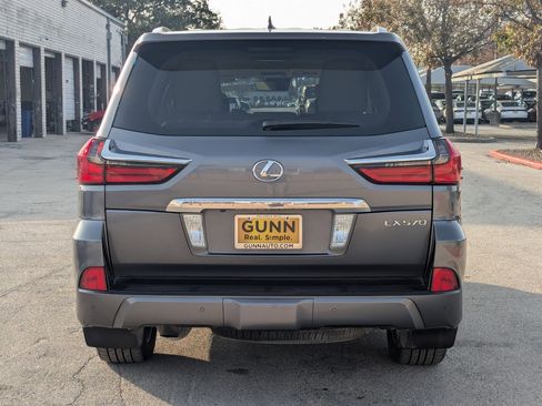 Used 2016 Lexus LX 570 4WD image 5