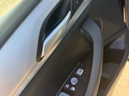 Used 2025 BMW X4 xDrive30i image 25