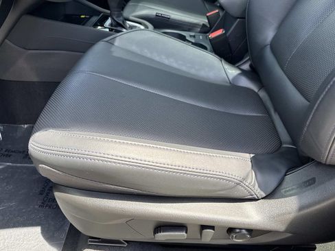 Certified 2025 Subaru Forester Limited w/ Protection Package AWD/4WD image 26
