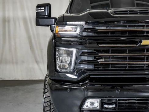 Used 2022 Chevrolet Silverado 3500 High Country w/ Z71 Off-Road Package image 41