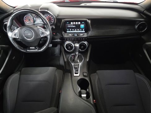 Used 2017 Chevrolet Camaro LT w/ Technology Package image 26
