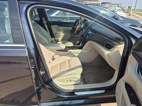 Used 2013 Cadillac XTS FWD image 13