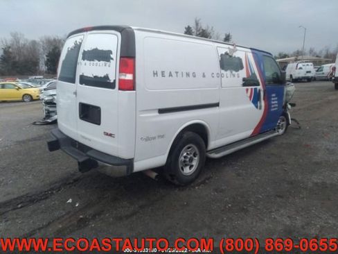 Used 2018 GMC Savana 2500 image 2