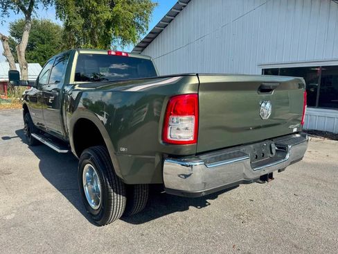 Used 2021 RAM 3500 Tradesman w/ Chrome Appearance Group AWD/4WD image 5