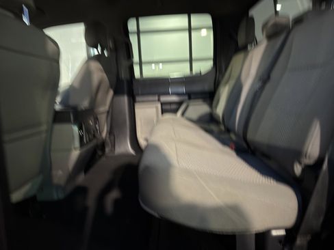 Used 2020 Ford F250 XLT w/ XLT Premium Package image 23