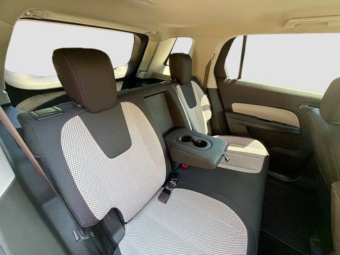 Used 2017 GMC Terrain SLE FWD image 25