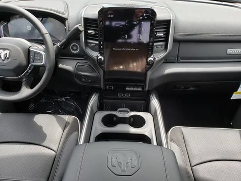 New 2026 RAM 3500 Laramie AWD/4WD image 9