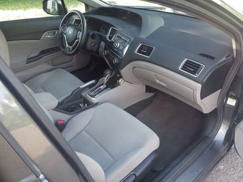 Used 2013 Honda Civic LX image 17