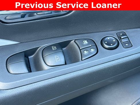 Certified 2024 Nissan Kicks SR w/ SR Premium Package image 12