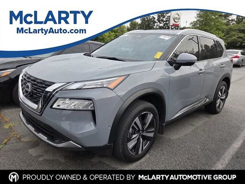 Used 2023 Nissan Rogue SL w/ SL Premium Package FWD image 1