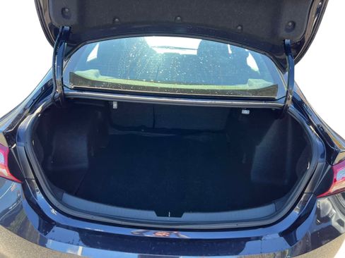 Used 2022 Chevrolet Malibu LT image 11