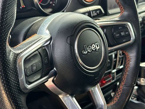 Used 2022 Jeep Gladiator Mojave AWD/4WD image 29