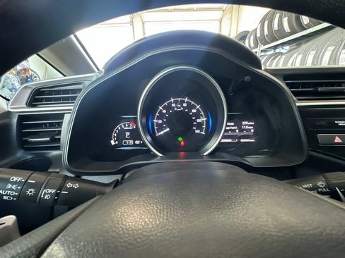 Used 2018 Honda Fit EX image 25