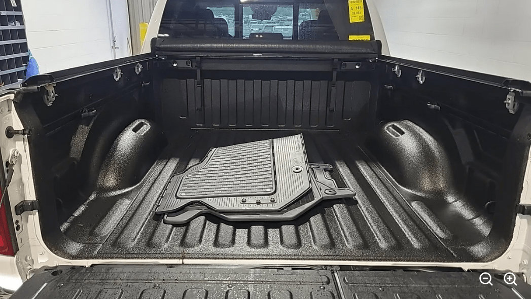 Used 2024 RAM 1500 Limited AWD/4WD image 10