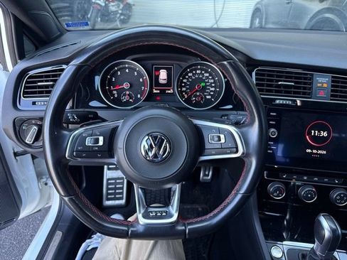 Used 2018 Volkswagen GTI SE FWD image 7