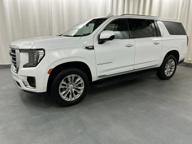 Used 2024 GMC Yukon XL SLT AWD/4WD image 2
