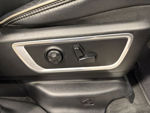 Used 2020 RAM 1500 Laramie image 21