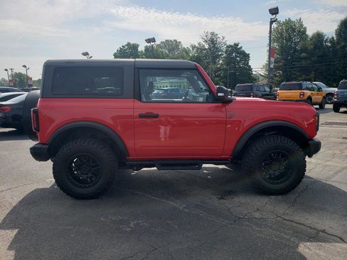 Used 2023 Ford Bronco Badlands AWD/4WD image 2