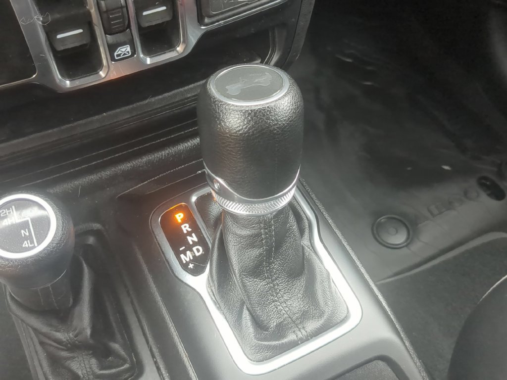 Certified 2022 Jeep Wrangler Unlimited Sport AWD/4WD image 21