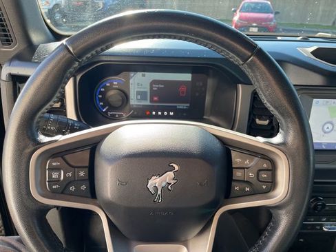 Certified 2022 Ford Bronco Outer Banks image 27