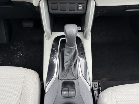 Used 2022 Toyota Corolla Cross LE w/ Black Badges Package (TMS) image 20